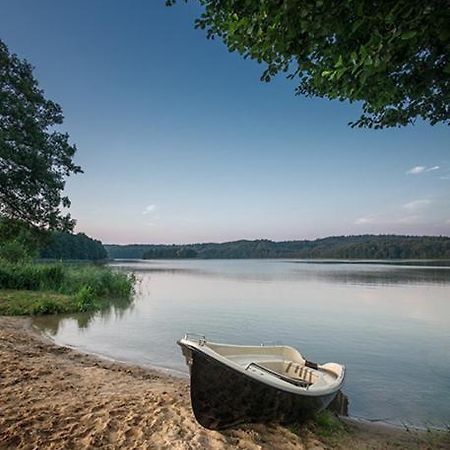 Pensjonat Nad Jeziorem Lakeside Brodnica Dolna المظهر الخارجي الصورة